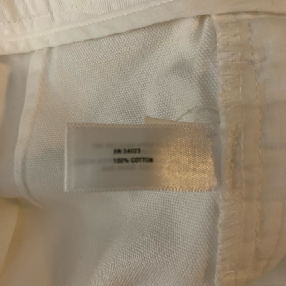 Two Size 4 Shorts, J Crew and Gap - Picture 8 of 12